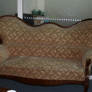 Naudota dvivietė sofa